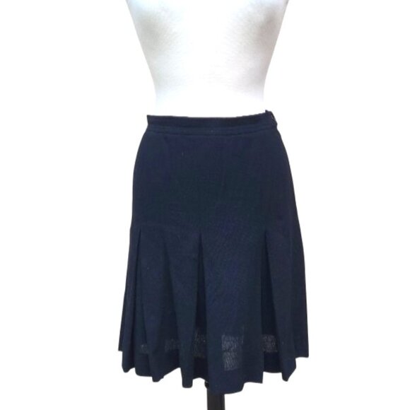 Vintage Yves Saint Laurent / YSL Classic Black Pleated Knee-Length Skirt - 8 - Picture 1 of 9